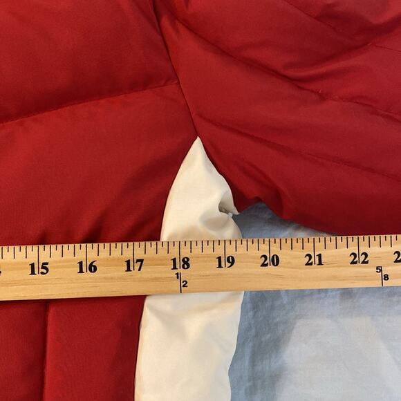 L.L. Bean Women’s Red and Ivory Goose Down Puffer Jacket Size Small - Picture 3 of 8
